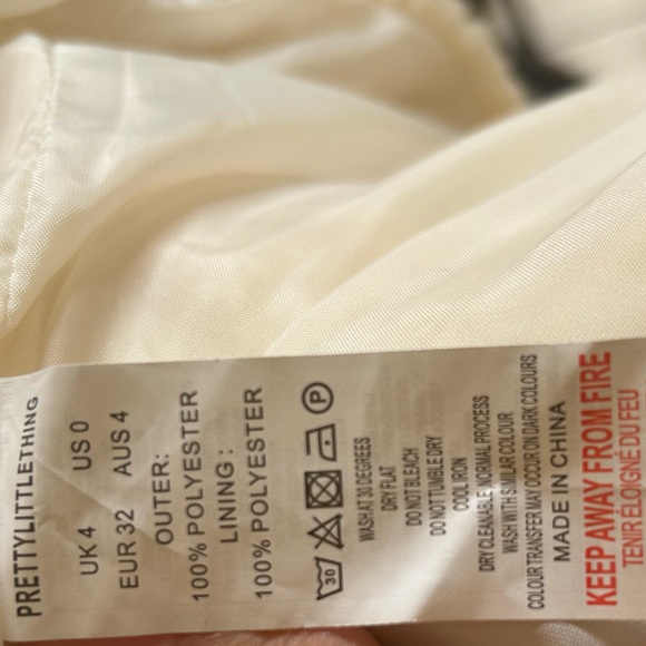 PrettyLittleThings Teddy Coat - Picture 10 of 11